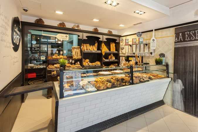 Fotografia tomada fuera de Fàbrica de Farines de l'Espiga d'Or - Panadería en Vilanova i la Geltrú, Barcelona