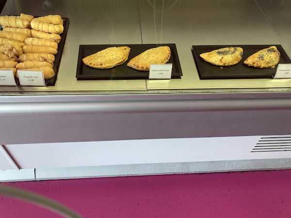 Fotografia tomada fuera de Fast Pan y Pasteles - Pastelería en Ajalvir, Madrid