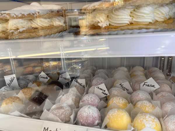 Fotografia tomada fuera de Fet d’Ara - Panadería en Mataró, Barcelona