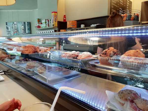 Fotografia tomada fuera de Flaires del cafè - cafeterías en Barcelona, Barcelona