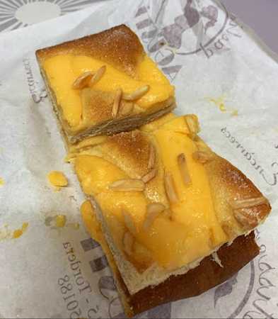 Fotografia tomada fuera de Fleca Agustí - Pastelería en Tordera, Barcelona