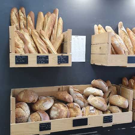 Fotografia tomada fuera de FLECA EL CASTELL - Forn de pa en Calonge, Girona