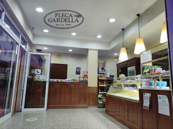 Fotografia tomada fuera de Fleca Gardella S L - Panadería en Figueres, Girona