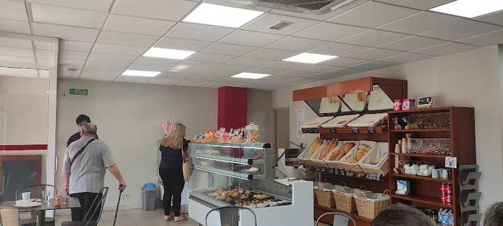 Fotografia tomada fuera de Fleca La Mola - Forn de pa en Girona, Girona