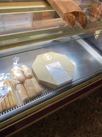 Fotografia tomada fuera de Fleca Pastisseria - Botiga en Sant Vicenç de Montalt, Barcelona