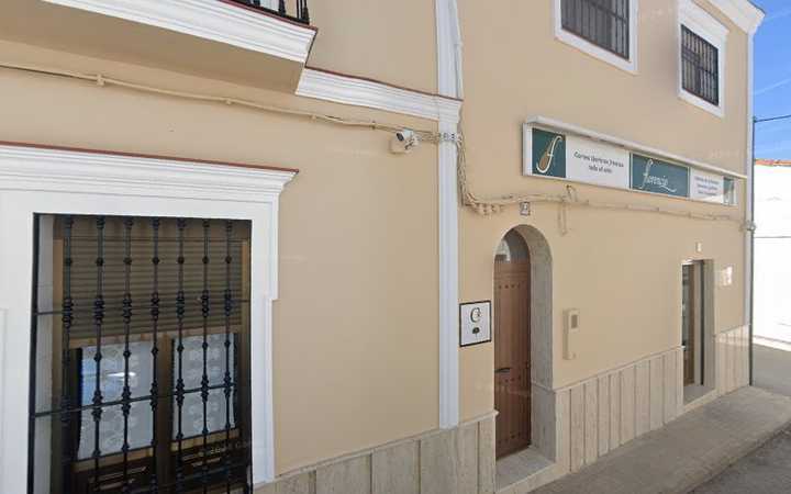 Fotografia tomada fuera de Florencio Linares SL . Hacienda el Vedado - restaurantes en Valencia del Mombuey, Badajoz