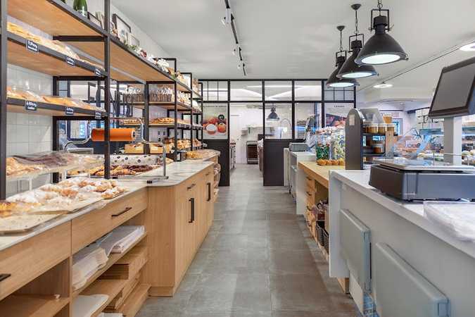Fotografia tomada fuera de Fontisi | Pastisseria - Pastisseria en Badalona, Barcelona
