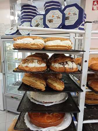 Fotografia tomada fuera de Forn - Cafeteria Sant Marçal - bares en Sa Cabaneta, Baleares
