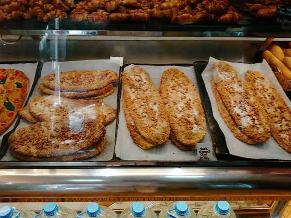 Fotografia tomada fuera de Forn Colón - Panadería en Barcelona, Barcelona