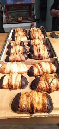 Fotografia tomada fuera de Forn de Pa Altarriba S.L. - Panadería en Manlleu, Barcelona