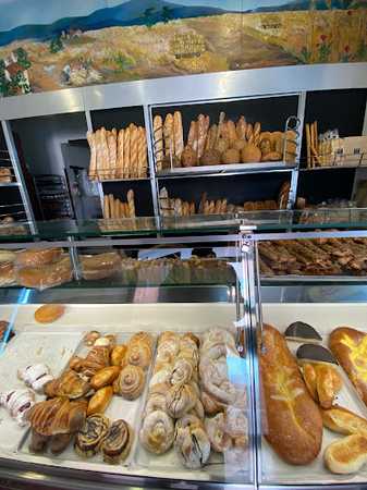 Fotografia tomada fuera de Forn de pa artesà Goya - Panadería en Barcelona, Barcelona