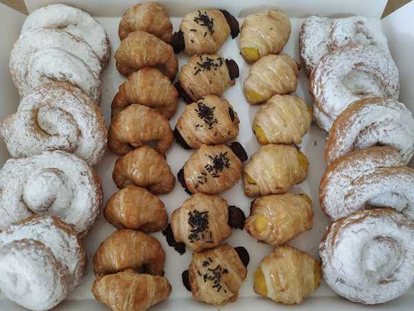 Fotografia tomada fuera de APASSIONA'T - Forn de pa en Ripollet, Barcelona