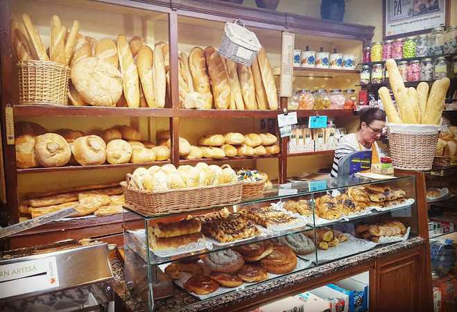 Fotografia tomada fuera de Forn de Pa El Fornet - Forn de pa en Sant Quirze de Besora, Barcelona