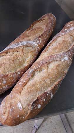 Fotografia tomada fuera de Forn de Pa Giribet - Forn de pa en Rosselló, Lleida
