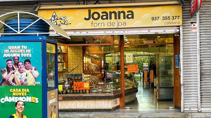 Fotografia tomada fuera de Forn De Pá i Cafetería Joanna - Panadería en Terrassa, Barcelona