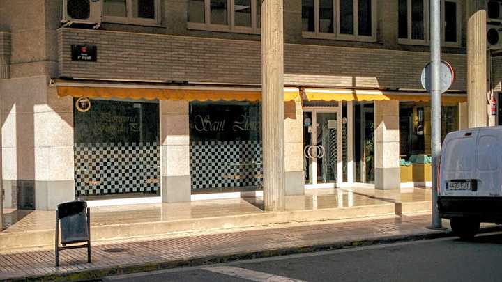 Fotografia tomada fuera de Forn De Pa I Pastisseria Sant Llorenç - Forn de pa en Balaguer, Lleida