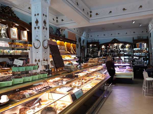 Fotografia tomada fuera de Forn de Sarrià - Forn de pa en Barcelona, Barcelona