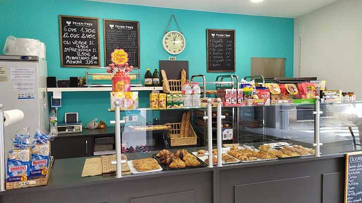 Fotografia tomada fuera de Forn del Cantó - Panadería en Gavà, Barcelona