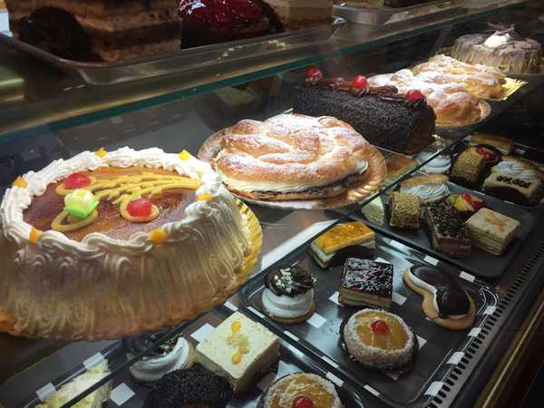 Fotografia tomada fuera de Forn i Pastisseria Can Toni - Pastelería en Vilafranca de Bonany, Baleares