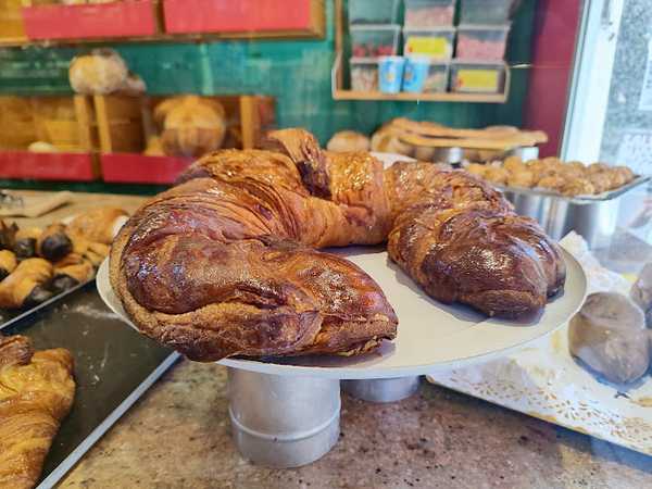 Fotografia tomada fuera de Forn L'espiga - Forn de pa en Sant Vicenç de Castellet, Barcelona
