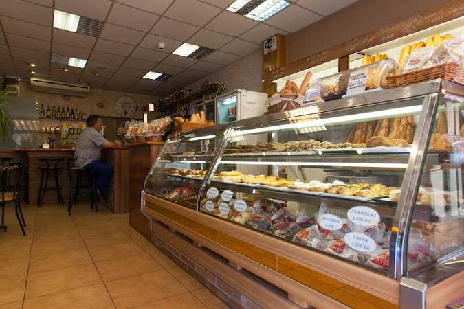 Fotografia tomada fuera de Forn La Selva - cafeterías en Tordera, Barcelona