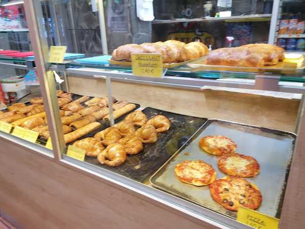 Fotografia tomada fuera de Forn MésQuePa - Forn de pa en Lleida, Lleida
