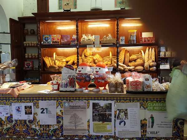 Fotografia tomada fuera de FORN MONCAU - Forn de pa en L'Ametlla del Vallès, Barcelona