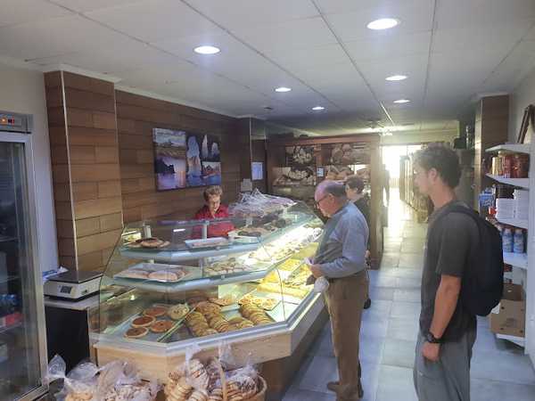 Fotografia tomada fuera de Forn Mónica S L - Panadería en Benitachell, Alicante