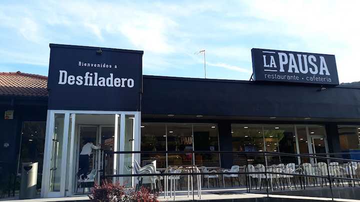 Fotografia tomada fuera de Área de Servicio Desfiladero La Pausa - restaurantes en Ameyugo, Burgos