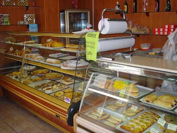 Fotografia tomada fuera de Forn sa Plaça - Panadería en Portocolom, Baleares
