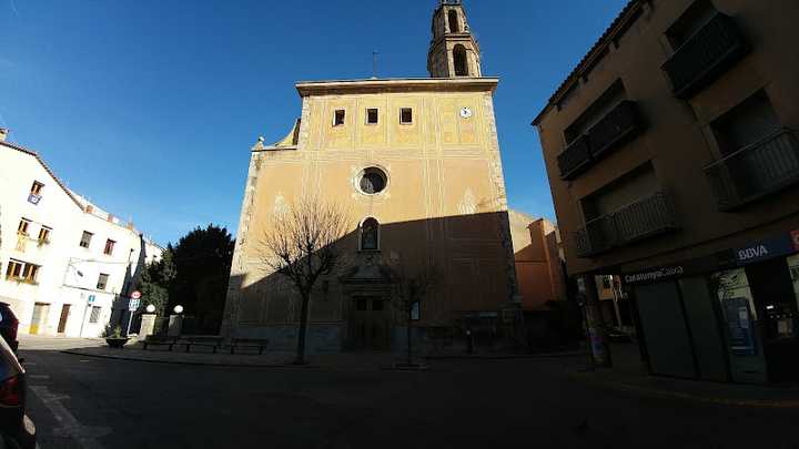 Fotografia tomada fuera de Forn Sabater - Panadería en Capellades, Barcelona