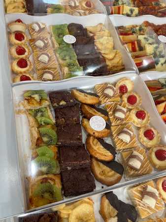Fotografia tomada fuera de ARENAS Pastry&Brunch - Pastelería en Lleida, Lleida