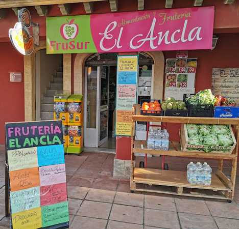 Fotografia tomada fuera de Frutería Alimentación El Ancla - Grupo Frusur - Frutería en El Puerto de Sta María, Cádiz