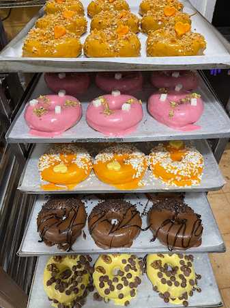 Fotografia tomada fuera de Galle-Tiak Fabrik - Pastelería en Mendaro, Gipuzkoa