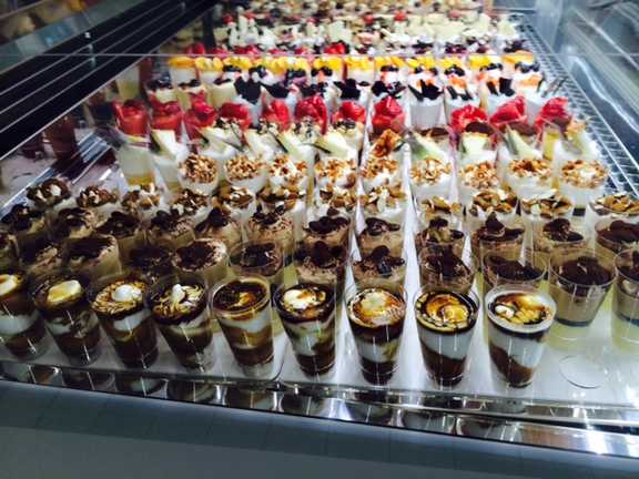 Fotografia tomada fuera de Gelateria Puerto del Carmen, Italienisch Eisdiele, Ice cream shop Lanzarote - Gelateria en Tías, Las Palmas