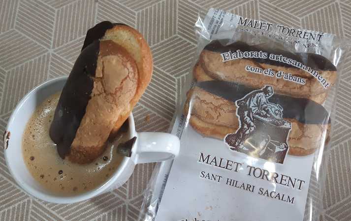 Fotografia tomada fuera de GERMANS MALET TORRENT - Pastisseria en Sant Hilari Sacalm, Girona