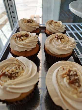 Fotografia tomada fuera de Gina's cool cakes - Pastelería en Cornellà del Terri, Girona