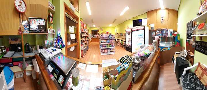 Fotografia tomada fuera de Gominolo cenicero - Tienda de golosinas en Cenicero, La Rioja