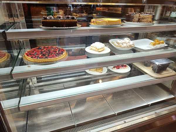 Fotografia tomada fuera de Gran Café Bib-Rambla - cafeterías en Granada, Granada