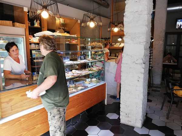 Fotografia tomada fuera de Granell Roig - Bakery en la Vall d'Uixó, Castellón