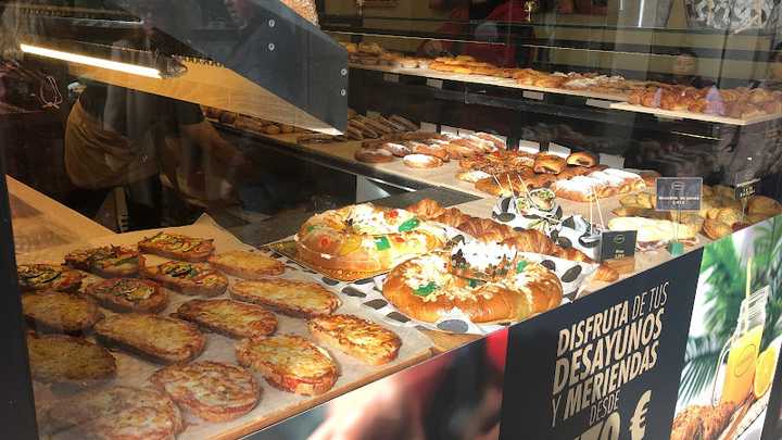 Fotografia tomada fuera de GRANIER - Panadería en Cáceres, Cáceres