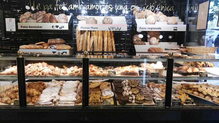 Fotografia tomada fuera de Granier - Panadería en Cerdanyola del Vallès, Barcelona