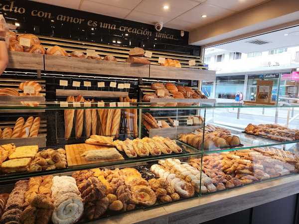 Fotografia tomada fuera de Granier - Panadería en Benidorm, Alicante