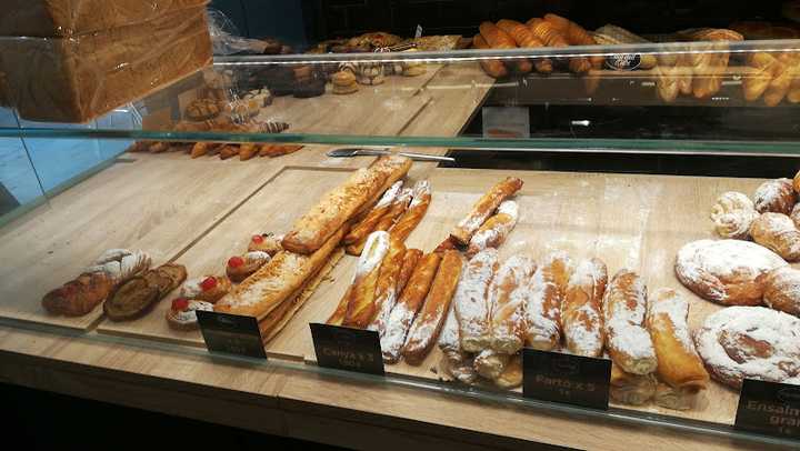 Fotografia tomada fuera de GRANIER - Panadería en Malgrat de Mar, Barcelona