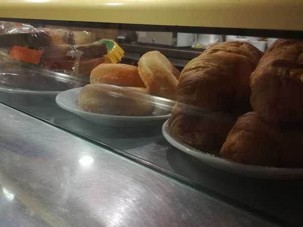Fotografia tomada fuera de Groucho - Cafetería en Puerto del Carmen, Las Palmas