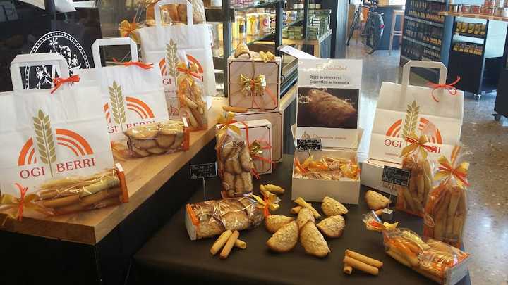 Fotografia tomada fuera de Grupo Ogiberri - Panadería en Lezo, Gipuzkoa