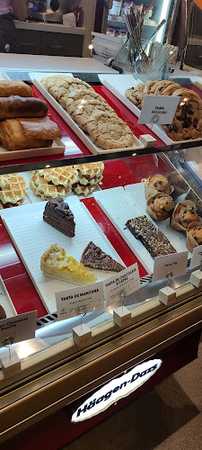 Fotografia tomada fuera de Häagen Dazs Baqueira - Heladería en Baqueira, Lleida
