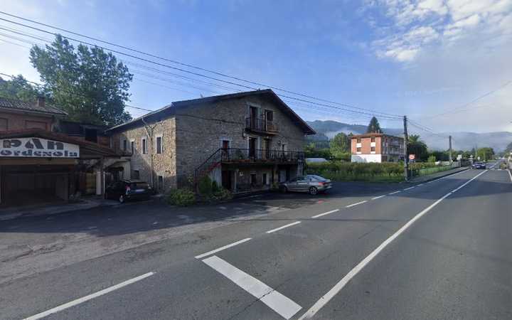 Fotografia tomada fuera de Hijos de L Lafragua - Panadería en Zubiete, Bizkaia