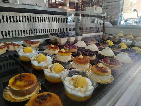 Fotografia tomada fuera de Horno - Pastelería Pana - Pastelería en Meliana, Valencia