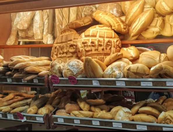 Fotografia tomada fuera de Horno Azahar - Panadería en Rivas-Vaciamadrid, Madrid